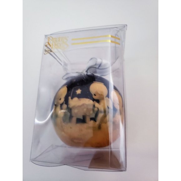 Christmas Ornament Nativity Precious Moments 1994 The Enesco Collection 3" - Picture 1 of 5